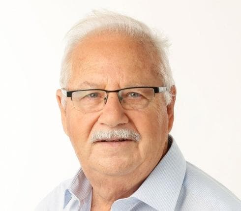 שמעון גפשטיין נשיא המכללה (צילום: ארז ביט)
