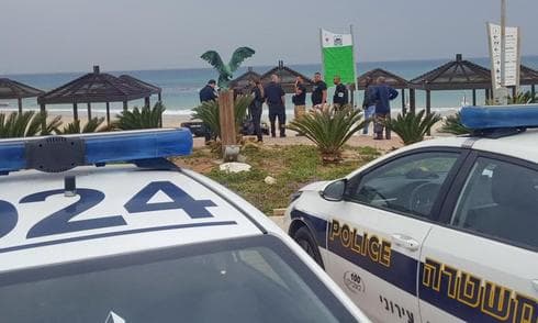 משטרה על החוף | צילום: איתמר רותם