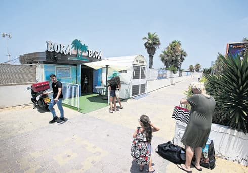 בריכת "בורה בורה" | צילום: אבי מועלם