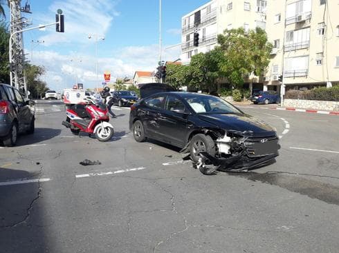 צילום: זירת התאונה בחולון - דוברות איחוד הצלה