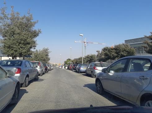 החניה ברחוב גל. צילום: אדווה חולי החניה ברחוב גל. צילום: אדווה חולי
