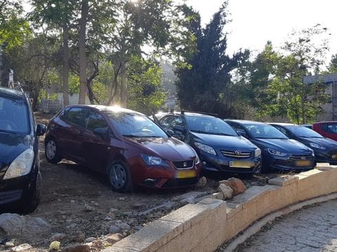 חניון העפר. צילום: אדווה חולי חניון העפר. צילום: אדווה חולי