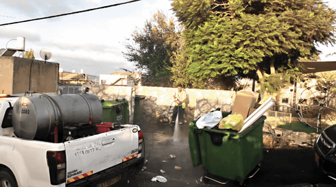 מנקים זבל בירושלים | צילום: דודי תורג'מן