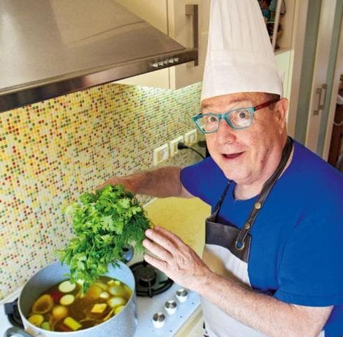 "מרק עוף זה האנטיביוטיקה של האשכנזים" | צילום: אסף פרידמן