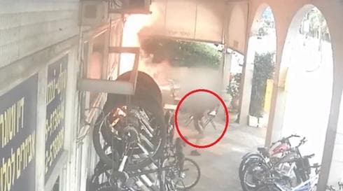 מצית ונמלט | מתוך סרטון האבטחה