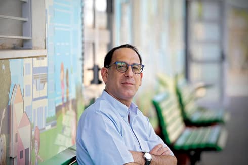 ליווי צמוד.   זוהר בלום | צילום: אבי מועלם
