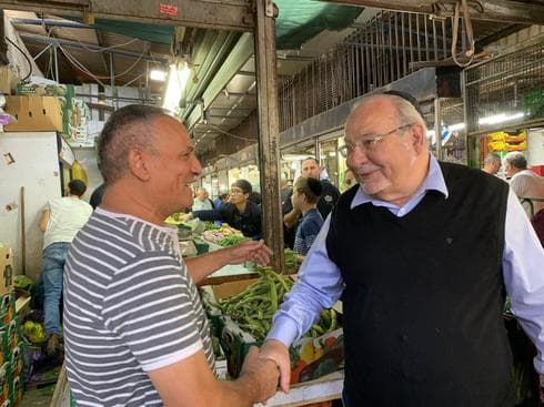 סיור בשוק העירוני | צילום: דוברות עיריית רחובות