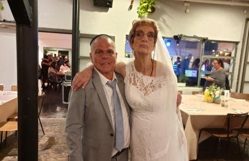 שמואל ודורית ביום חתונתם. כולם התרגשו | צילום: באדיבות המשפחה