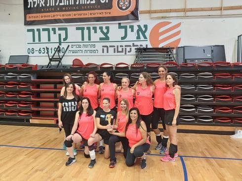 הנבחרת שהביאה את המדלייה לפתח-תקוה. צילום: פרטי