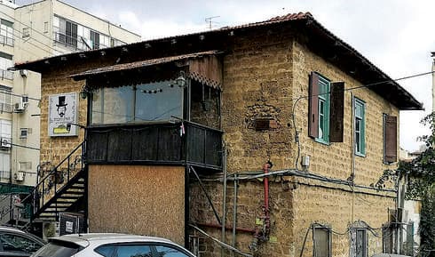 אורוות הברון | צילום: אבי מועלם