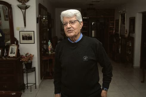 האבא דוד לוי. נלחץ | צילום: אפי שריר