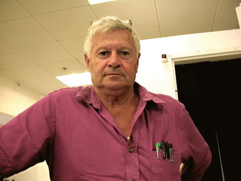 שמוליק שוורץ ז"ל. נשבר כשבנו נהרג בתאונת עבודה (צילום: אלבום משפחתי)