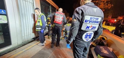 זירת האירוע סמוך לתחנה המרכזית. צילום: זק"א זירת האירוע סמוך לתחנה המרכזית. צילום: זק"א