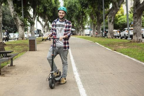 גלזר ומשהו מתוק לנשמה | צילום: תומי הרפז