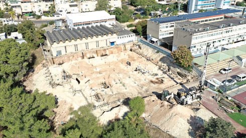 העבודות בשטח שעליו יוקם האולם | צילום: דוברות עיריית מגדל העמק