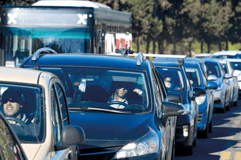 פקקים בירושלים. צילום: יואב דודקביץ'