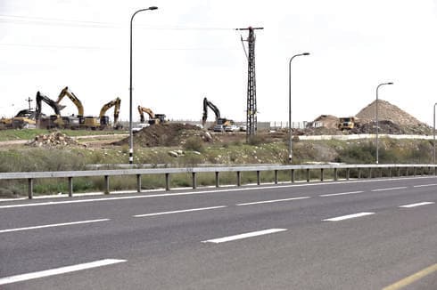 העבודות על מחלפון יפתחאל | צילום: שרון צור