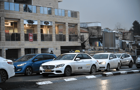הכל למען הרכבת הקלה. העומס ברחוב ירמיהו | צילום: יואב דודקביץ'