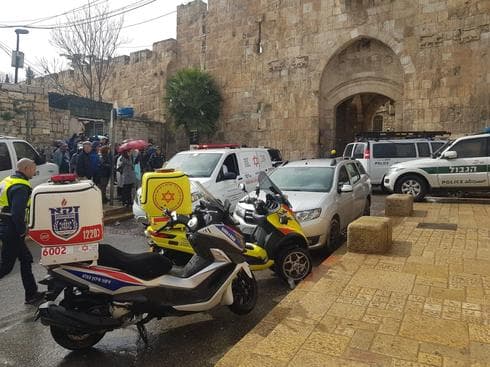ניסיון הפיגוע בשער האריות. צילום: תיעוד מבצעי מד"א