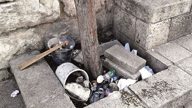 Basura en las calles de Jerusalem