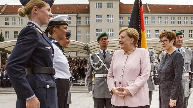 Angela Merkel, a 75 años de la Operación Valquiria 