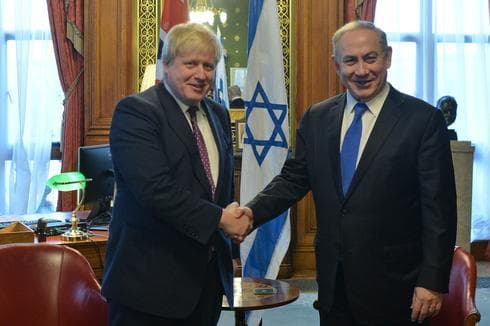 El primer ministro israelí felicitó a Johnson. 