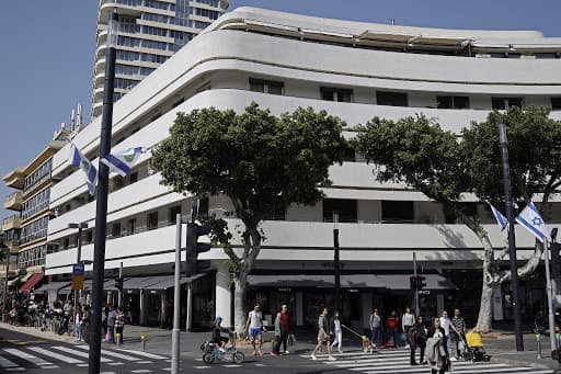El estilo Bauhaus decora las calles de Tel Aviv