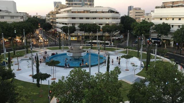 El estilo Bauhaus decora las calles de Tel Aviv