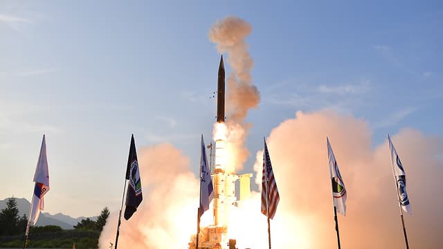 Israel probó con éxito sistema antimisiles