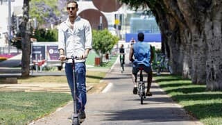 "Plegar una bicicleta para subirla a casa o a la oficina es difícil. Pero con un monopatín, eso es muy sencillo"