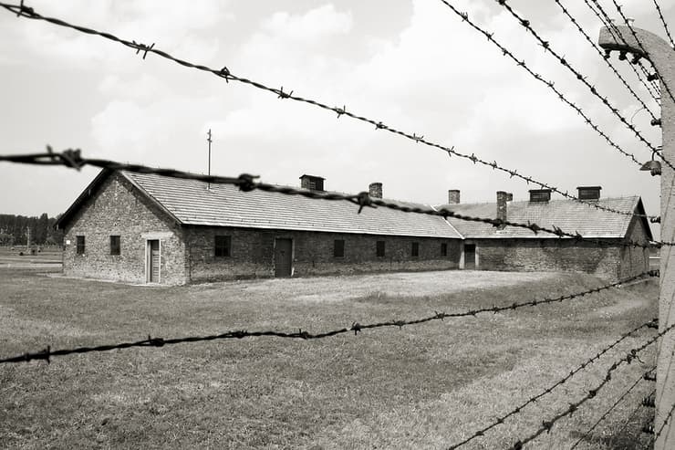 El Holocausto vuelve a ser parte del programa de estudios 