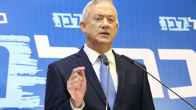 Gantz quiere detectar 'topos' en Kajol-Labán