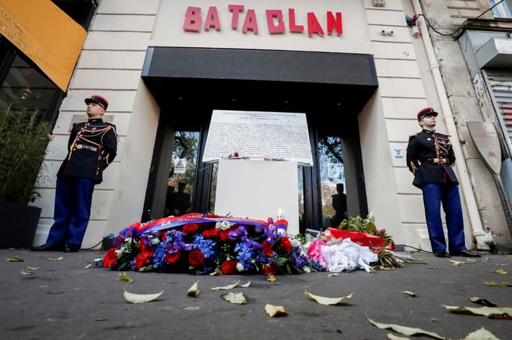 Homenaje a las víctimas del atentado en París en el año 2015