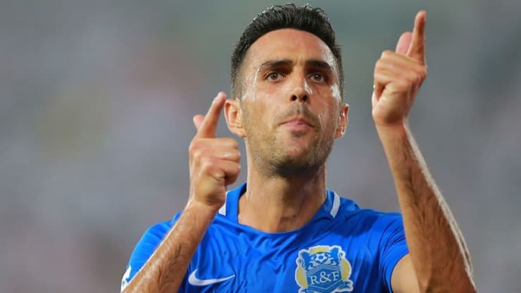 Eran Zahavi es el hombre récord. 