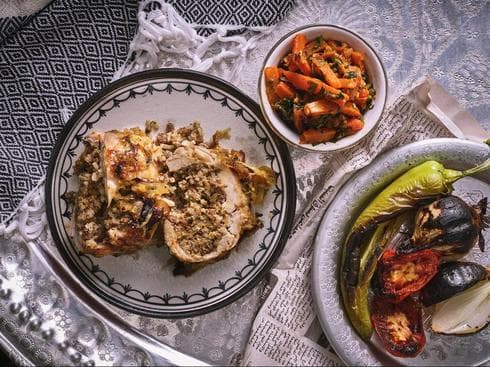 Patas de pollo con granada y menta para Rosh Hashaná 