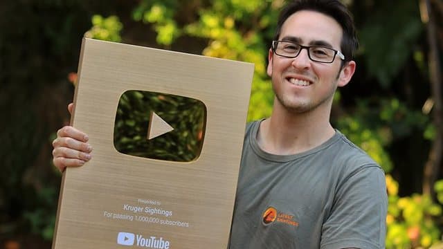 El canal de Youtube de Nadav recibió mil millones de visitas 