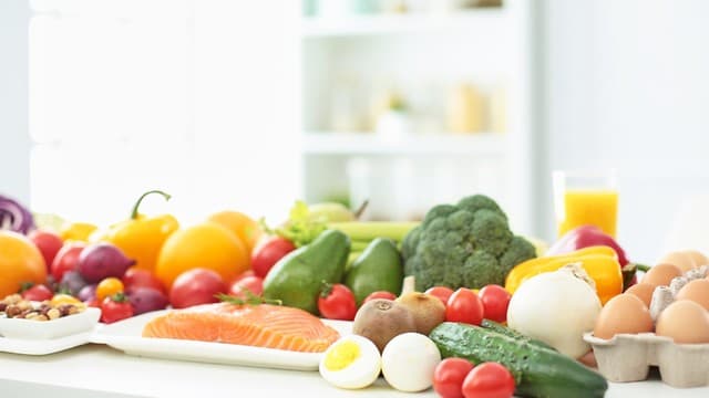 La causa de la enfermedad del hígado graso es la obesidad y un estilo de vida poco saludable (Ynet) Comida saludable verduras