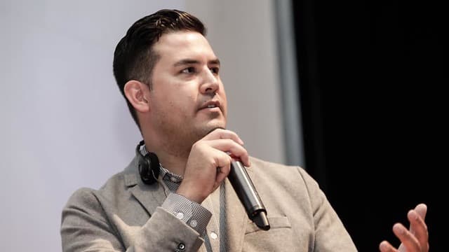 Sam Stewart viajó a Israel para capacitar e intercambiar con colegas 