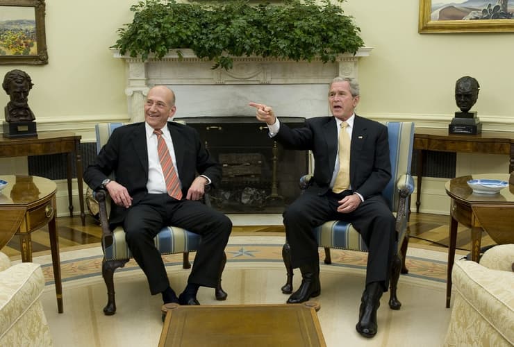 Encuentro entre Olmert y Bush en la Oficina Oval