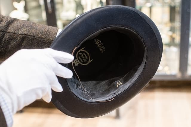 Sombrero de Hitler subastado en Alemania 