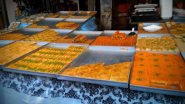 Dulces drusos en el mercado Carmel. 