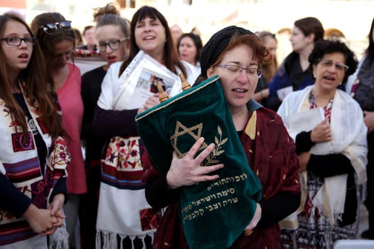 “Quiero que lo lean mujeres judías, especialmente observantes, para que sientan que no están solas", afirmó una de las autoras del libro. (AFP) Violencia de Género Religiosas