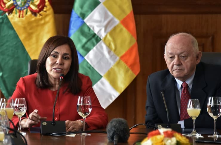 La jefa de la diplomacia del gobierno boliviano, Karen Longaric, anunció la reanudación de las relaciones diplomáticas con Israel en noviembre del 2019 (AFP) Jefa de la diplomacia del gobierno transitorio boliviano, Karen Longaric