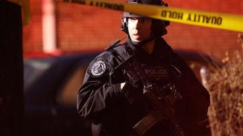 Fuerzas de seguridad en el lugar de los hechos 