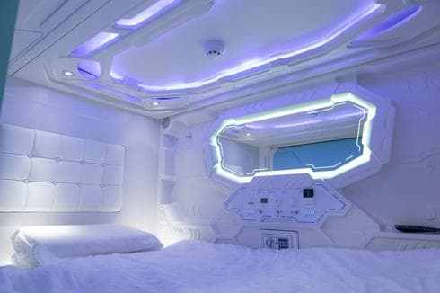 Interior de una cápsula en el Capsule Inn, Jerusalem 
