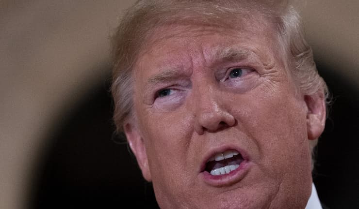 Trump: "Las sanciones a Irak harán que las impuestas a Irán parezcan casi débiles"