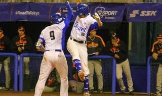 El presidente Reuven Rivlin con el equipo israelí de béisbol 