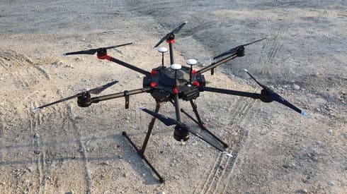 Dron. 