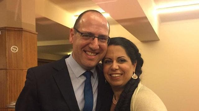 "Es más fácil compartir las experiencias laborales con la pareja", asegura Idit, esposa de Jonathan Rosenzweig (Ministerio de Relaciones Exteriores de Israel) Amor Diplomáticos