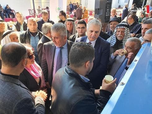 El dispositivo de Watergen en el barrio de Gazan de Abasan al-Kabira 